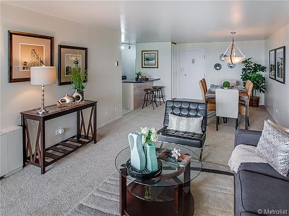 5th image of 130 N Pearl St APT 1806