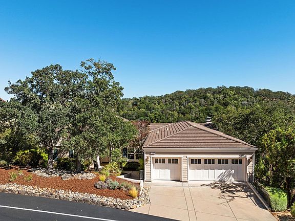 3rd image of 44 Stonetree Lane