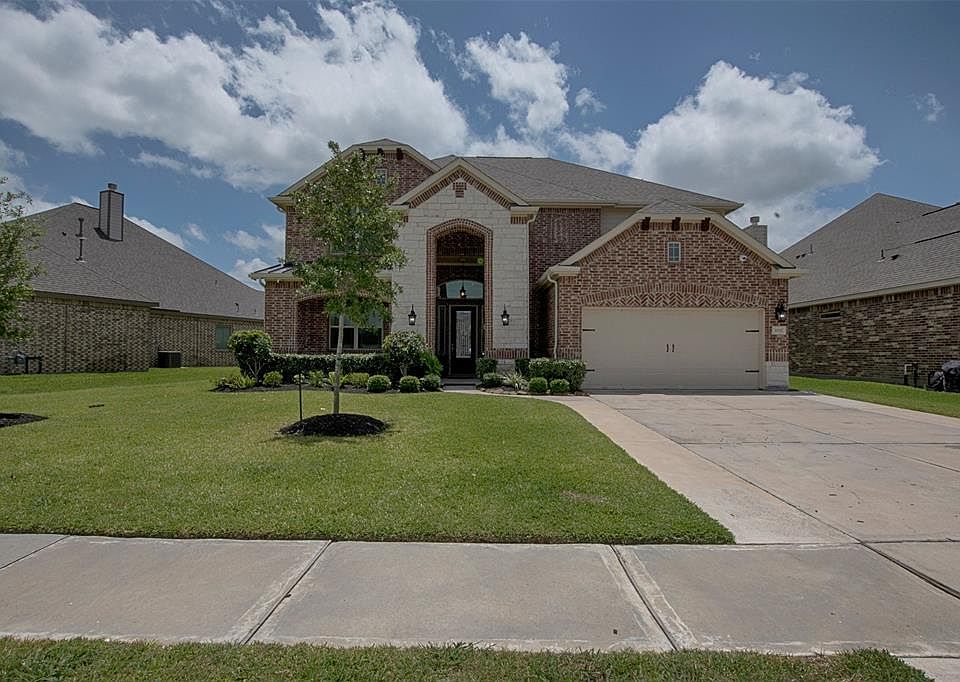 Located in desirable Hidden Lakes within a mile of the outstanding Education Village, shopping, restaurants and quick access to major roadways, this beautiful home has been upgraded to the max. Downstairs study could be 5th bedroom, if desired.