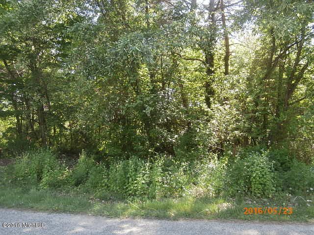 2nd image of 11465 Oakwood Dr