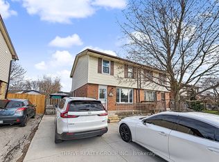 218 Admiral Dr, London, ON N5V 1H8