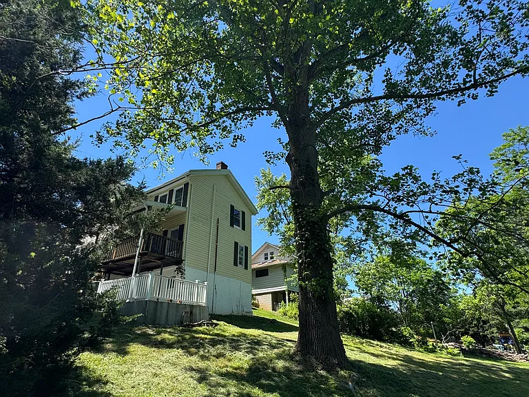 1316 Pleasant Valley Rd — Photo 36