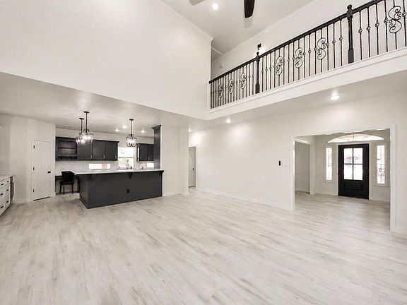 5th image of 3002 Kathleen Dr