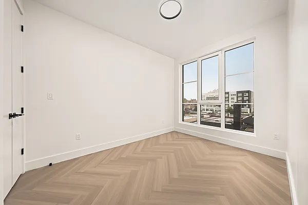 Bedroom, photo 2