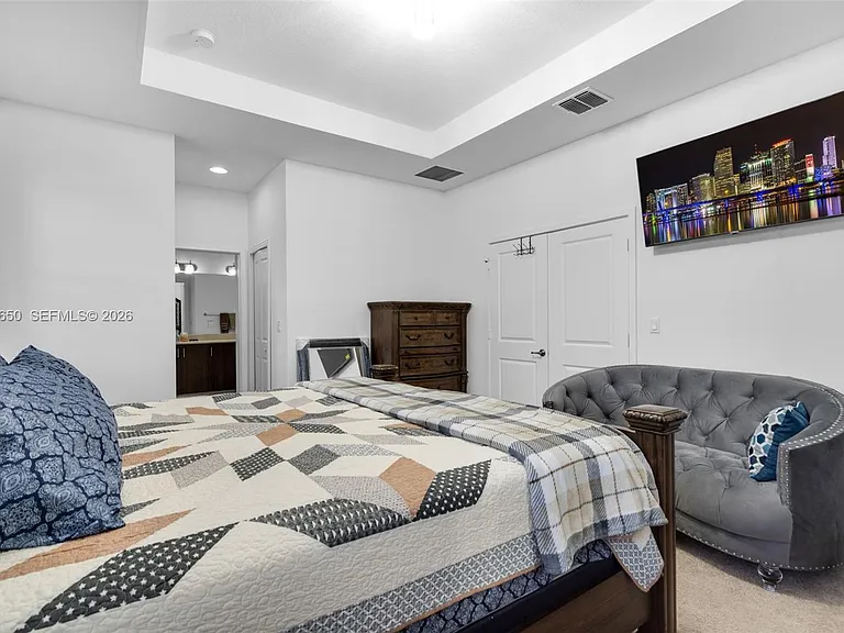 5113 NW 52nd St — Photo 29