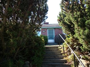 6245 37th Ave NE, Seattle, WA 98115