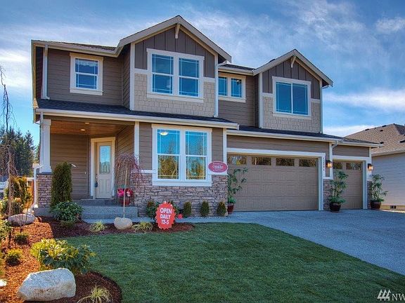 For illustration purposes only. Pictures of a previously built home. Some features may be upgraded. 