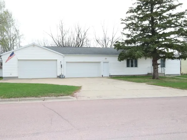 708 S Story St, Rock Rapids, IA 51246