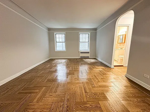 111-14 76th Ave #103, Forest Hills, NY 11375