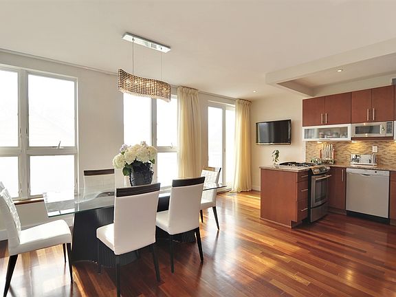 3rd image of 3120A Emmons Ave #1