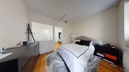 Rented by Bond New York