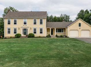 25 Devine Rd, Suffield, CT 06078
