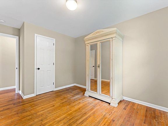4th image of 694 Greenmound Rd