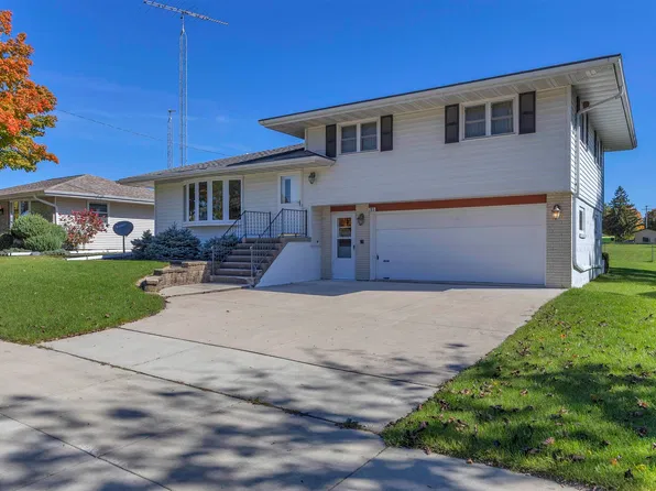 205 Fond Du Lac Ave, Eden, WI 53019