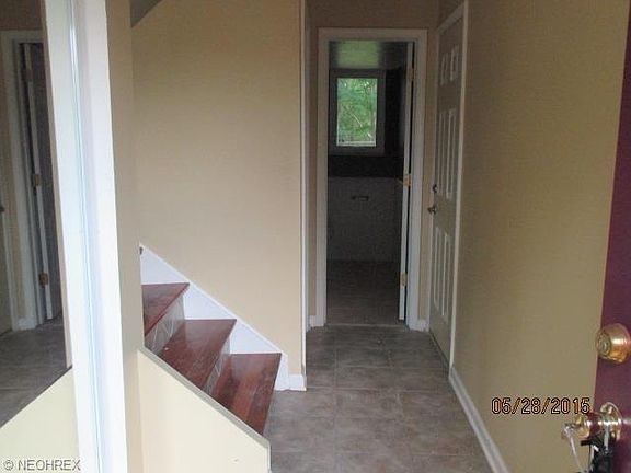 4th image of 29663 Sutton Dr