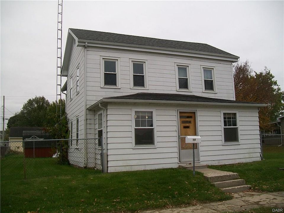 1st image of 248 Euclid St