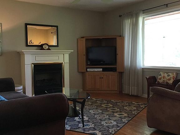 5th image of 10736 Quarry Rd