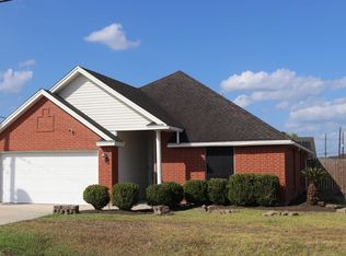 5800 Winchester Ln, Lumberton, TX 77657