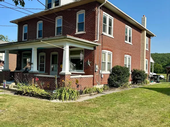 452 Freehall St, Mertztown, PA 19539