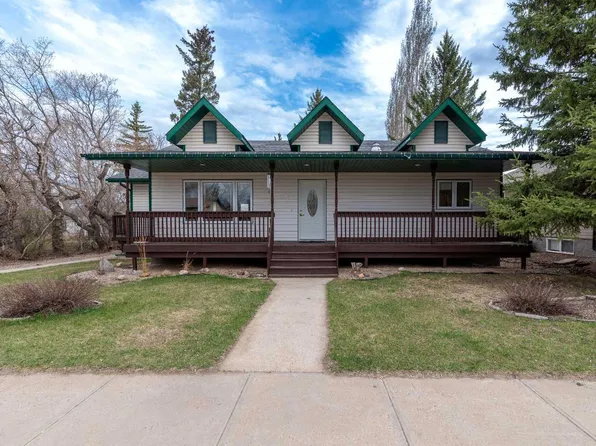 212 2nd Ave E, Maidstone, SK S0M 1M0