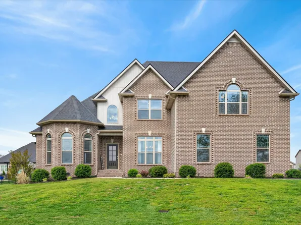 100 Hayward Fields Dr, Clarksville, TN 37043