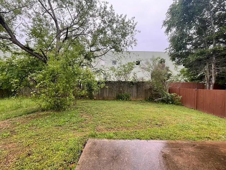 1501 Arbor Place Dr — Photo 15