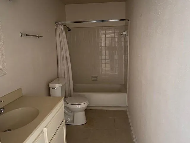 2142 Greenbriar Colony Dr — Photo 11