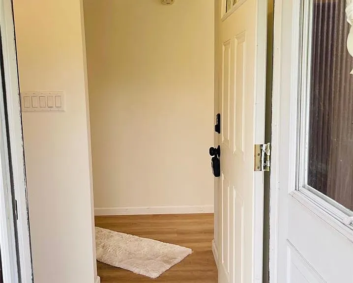 326 Main St — Photo 5