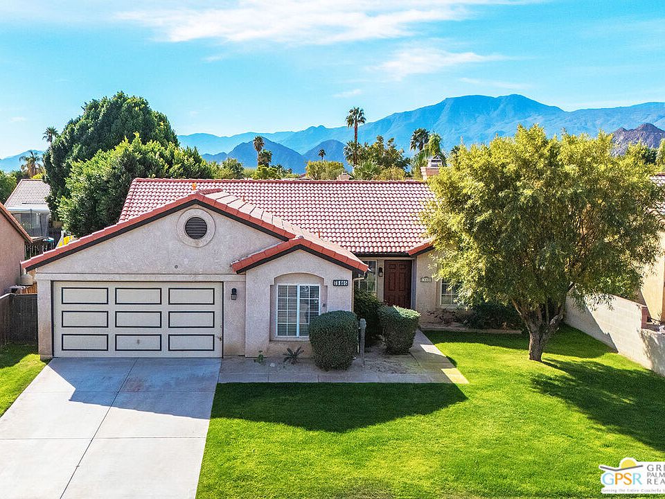 2nd image of 78805 La Palma Dr