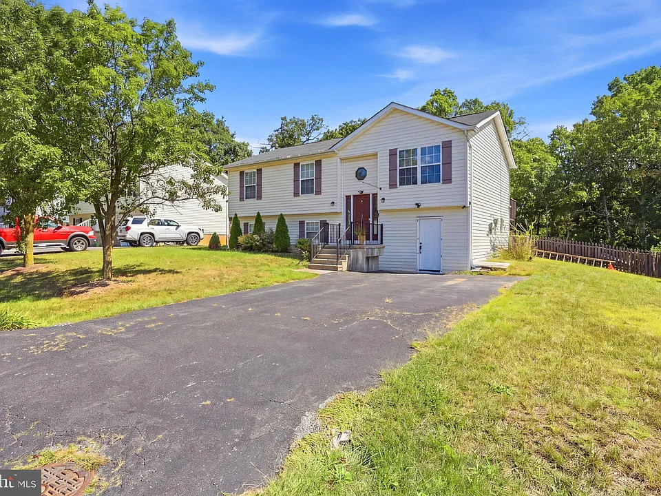94 Longwood Dr
