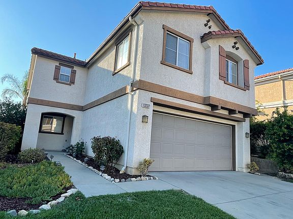 3rd image of 13237 Alta Vista Way