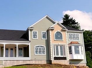 7 High Meadow Rd, Wrentham, MA 02093