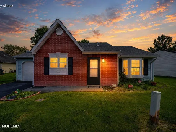 20 Jaffreyton Close #1000, Freehold, NJ 07728