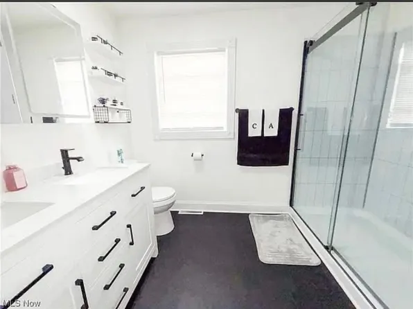 1393 Honodle Ave, Akron, OH 44305