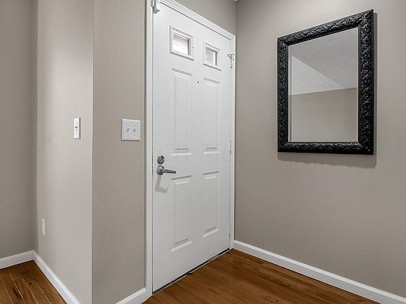 5th image of 5039 Deer Run Pl