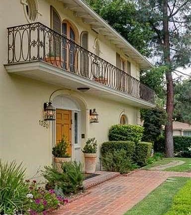 5th image of 1320 N Arroyo Blvd