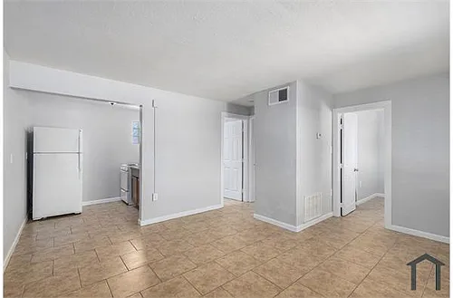 2146 E Taylor St #3 Photo 1