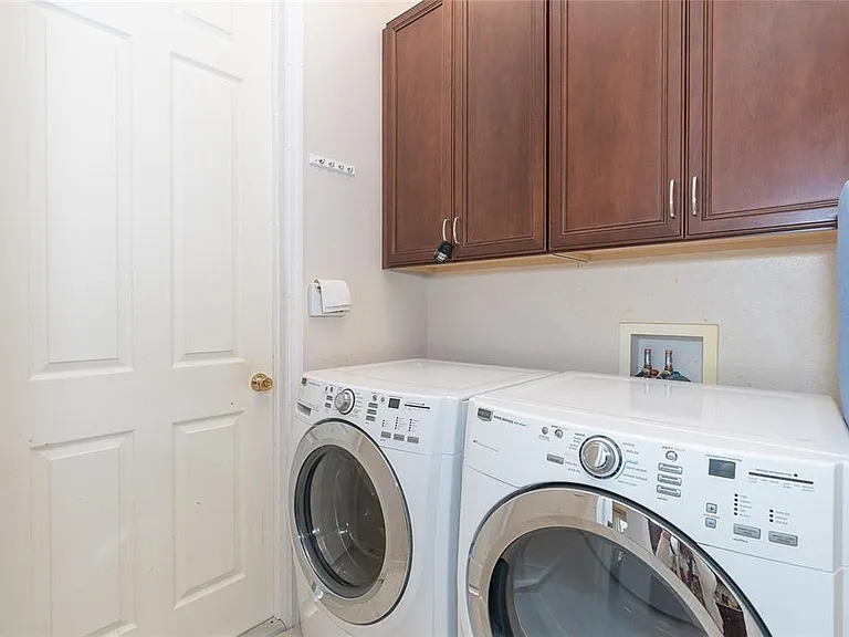 431 Albatross Rd — Photo 25