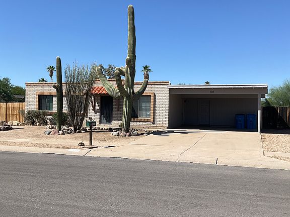 2nd image of 7581 N Oliver Ave