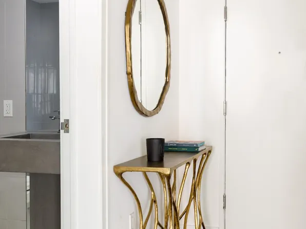 393 West End Avenue image 5 of 13