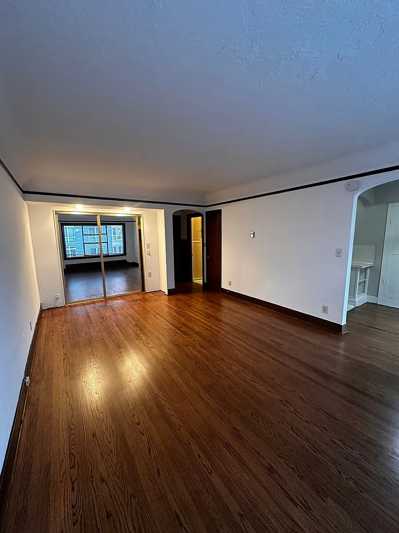 The Windermere Apartments — Photo 1
