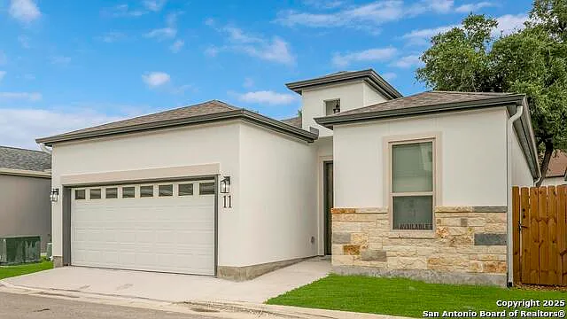 3 bed, 2.5 bath, 1585 sqft, $2,700 — Photo 3