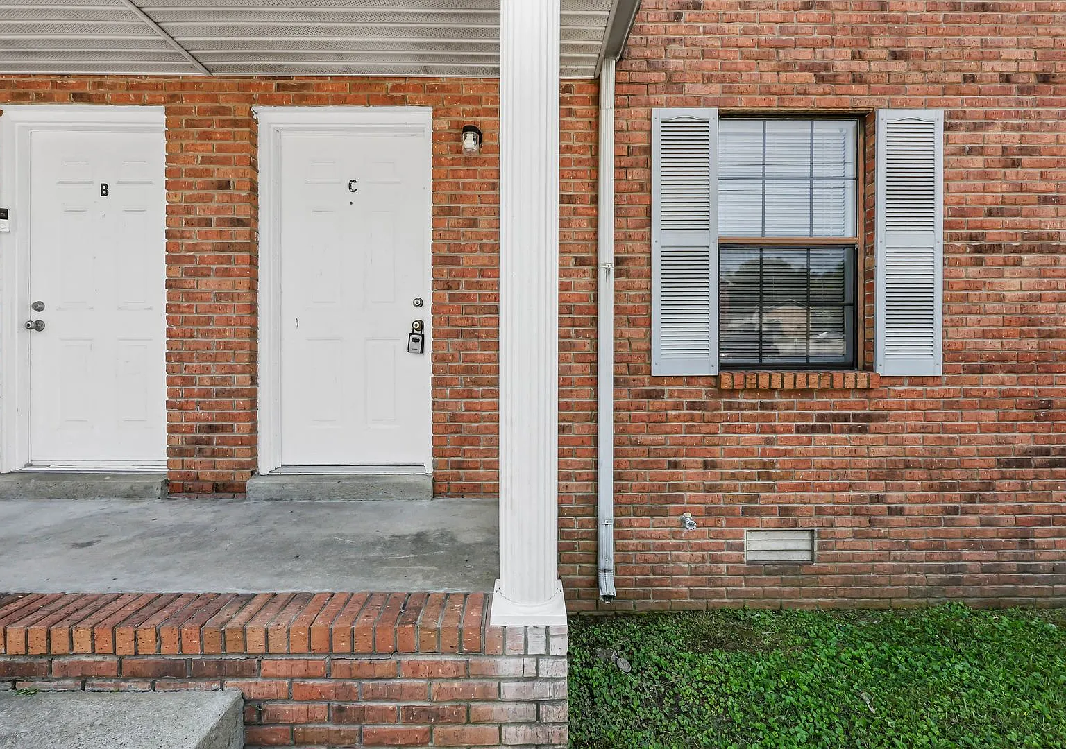 1620 Baltimore, Unit C - THDA Eligible - 2 Weeks Free w/ Same Day Move-In — Photo 3