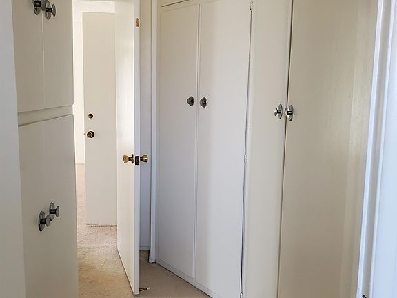 4th image of 121 S Chester Ave APT 7