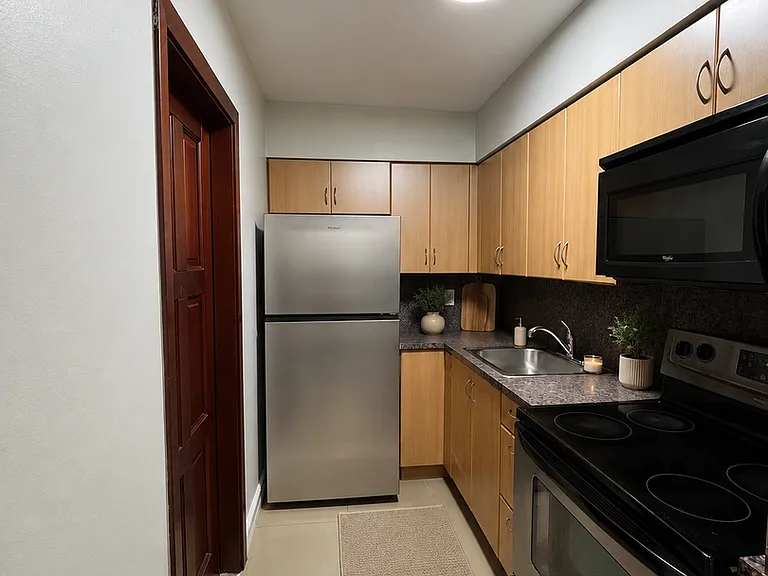 Bellagio Apartments — Photo 76