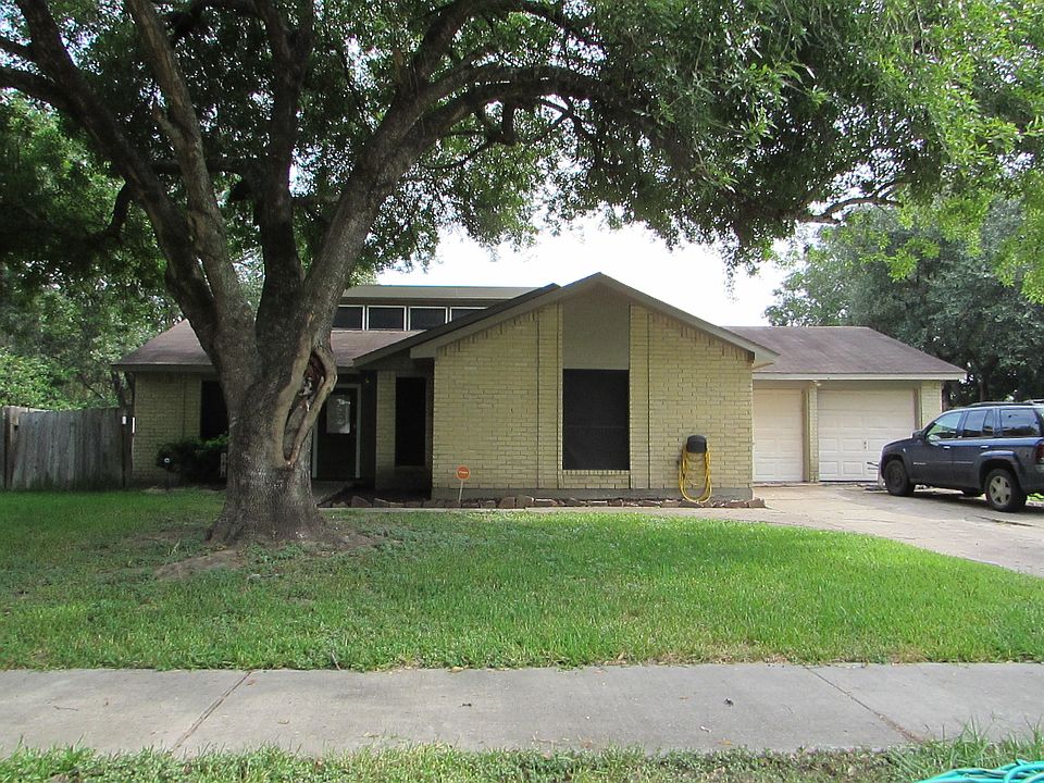 1st image of 1601 Live Oak Hollow St
