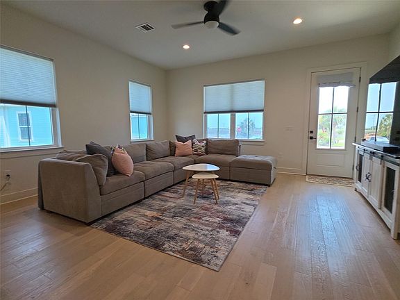 5th image of 9822 Tulum Ct