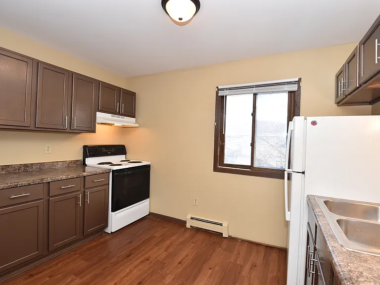 7032 W Fond Du Lac Ave #106 — Photo 4