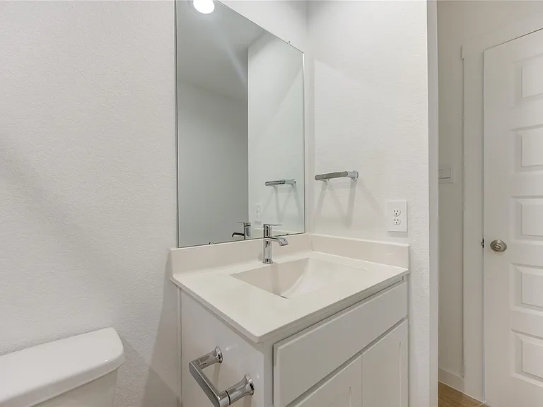 2732 Misty Elm Ln — Photo 9