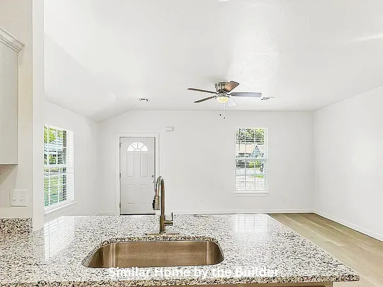 1211 SW New York Ave #2 — Photo 14